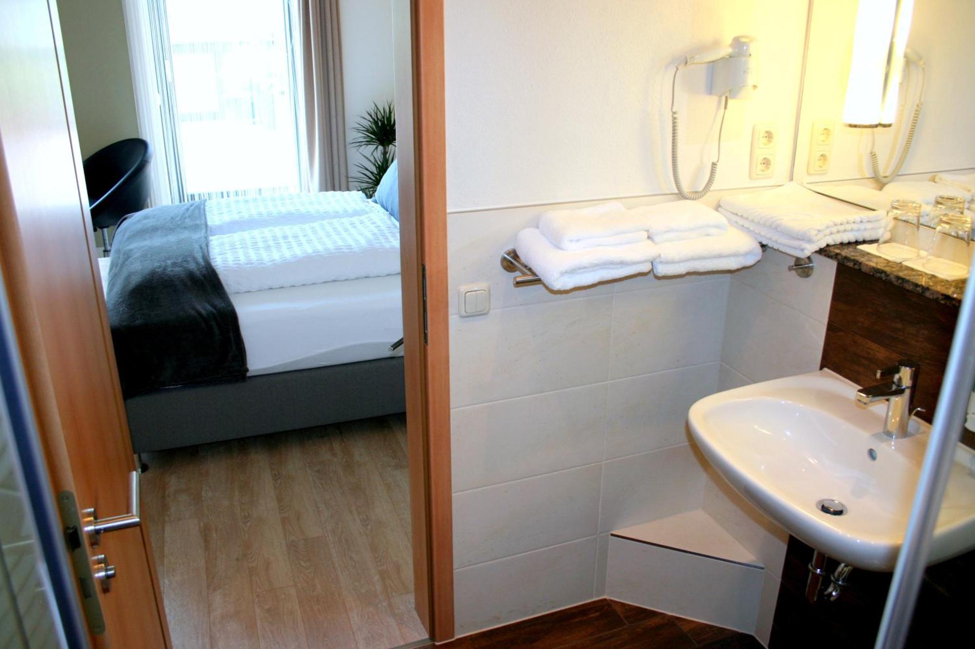 Pension "Westphal'S" Wismar Room photo