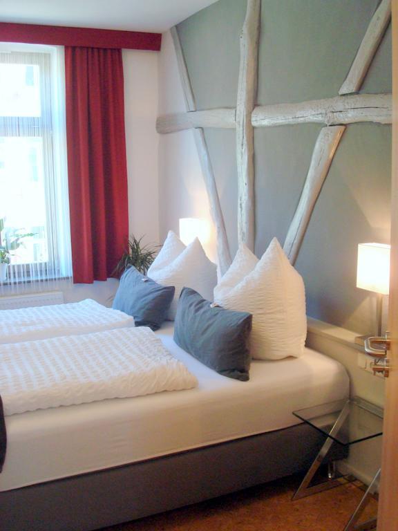 Pension "Westphal'S" Wismar Room photo